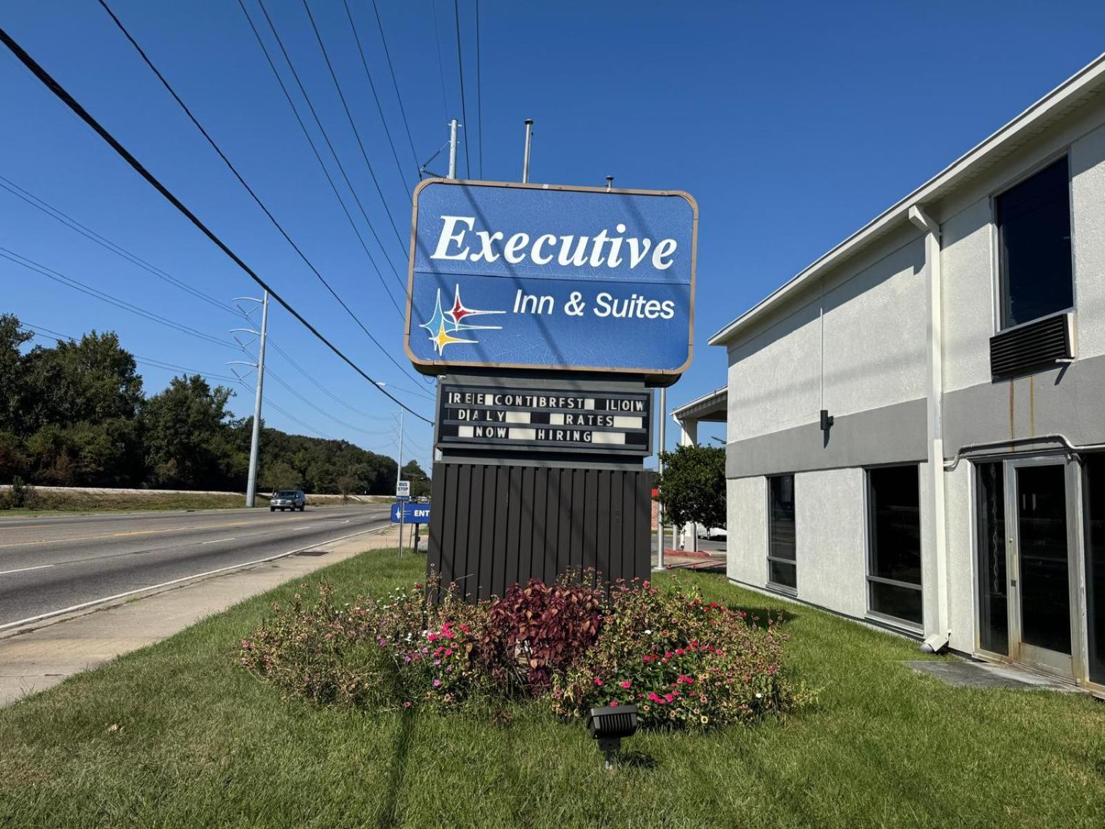 Executive Inn Baker 外观 照片